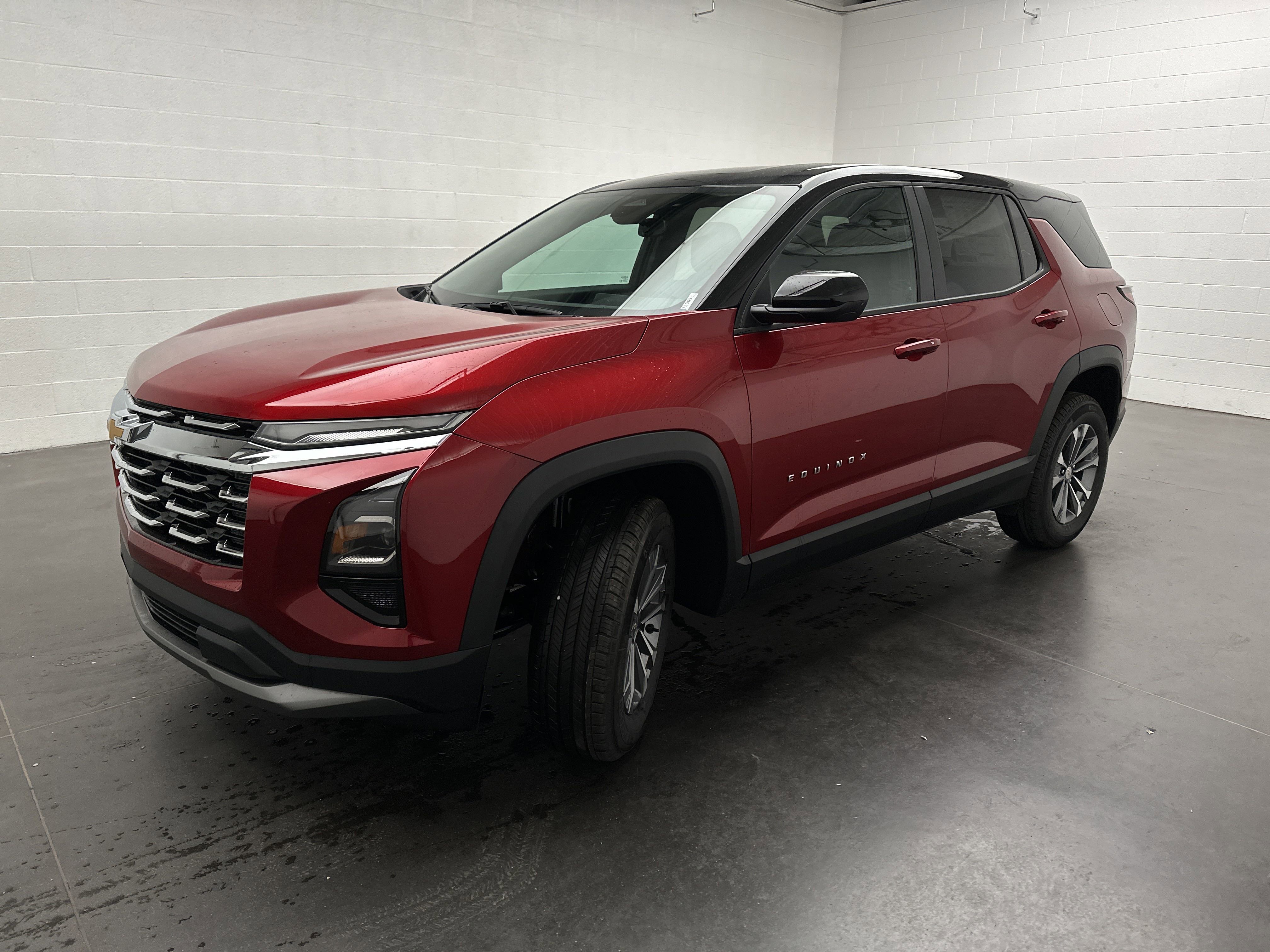 New 2026 Chevrolet Equinox LT w/ Convenience Package II image 4
