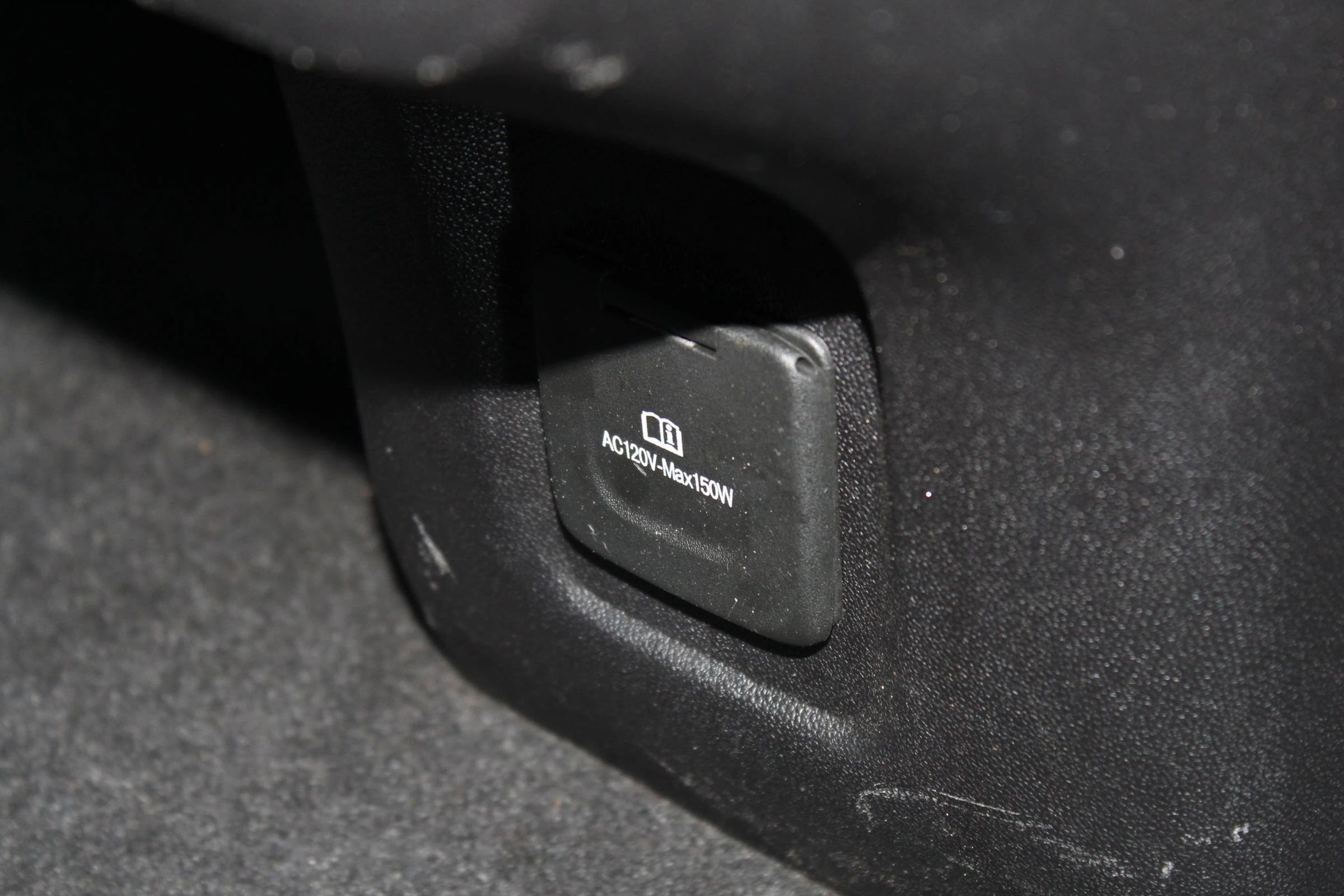 Used 2018 Chevrolet Equinox Premier image 25