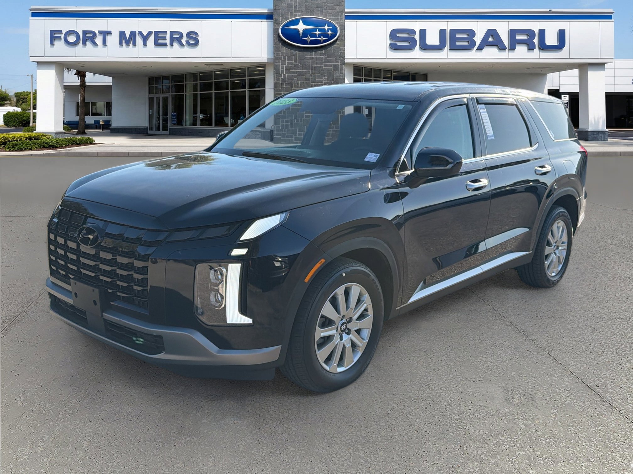 Used 2023 Hyundai Palisade SE image 7