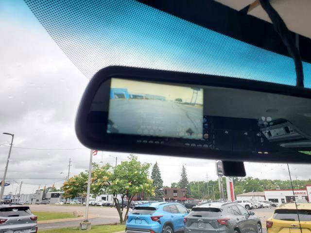 Used 2023 GMC Savana 2500 w/ Driver Convenience Package image 14