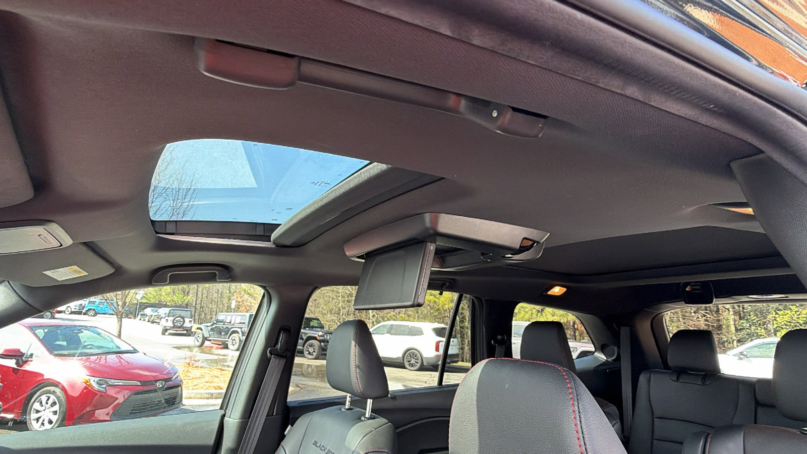 Used 2021 Honda Pilot Black Edition image 18