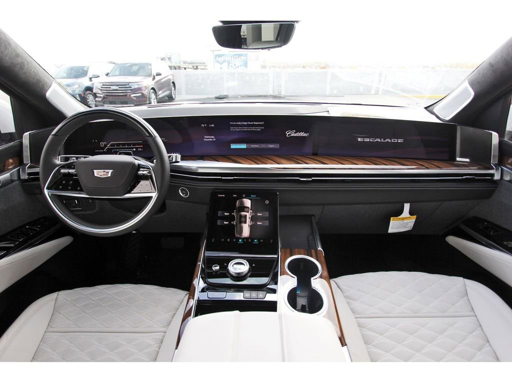 New 2026 Cadillac Escalade ESV Platinum Sport w/ LPO, ONYX Package image 9