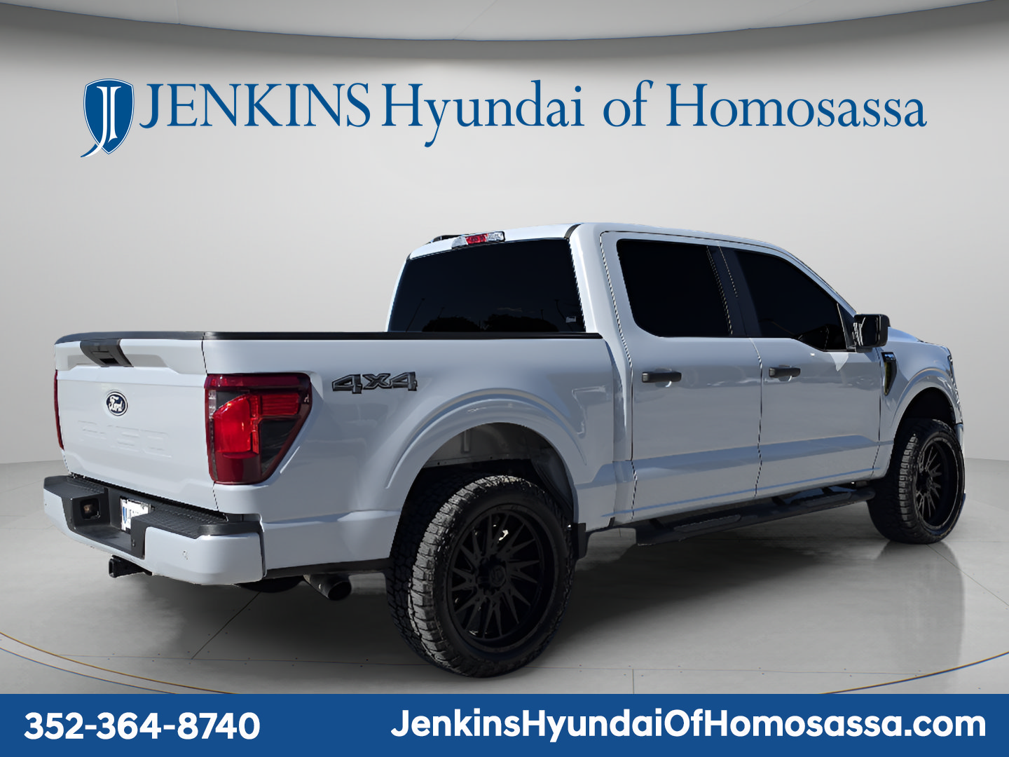 Used 2025 Ford F150 STX AWD/4WD image 4