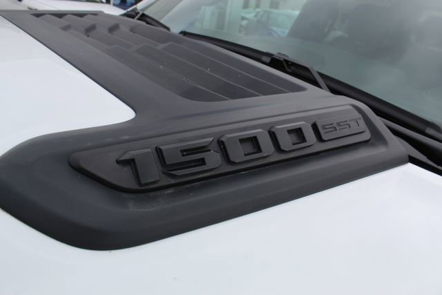 Used 2025 RAM 1500 Laramie w/ Sport Appearance Package image 9