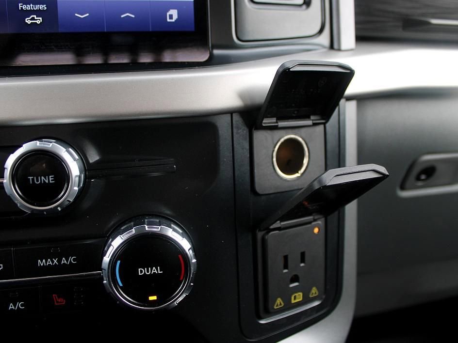 Used 2022 Ford F150 XLT w/ Equipment Group 302A High image 23