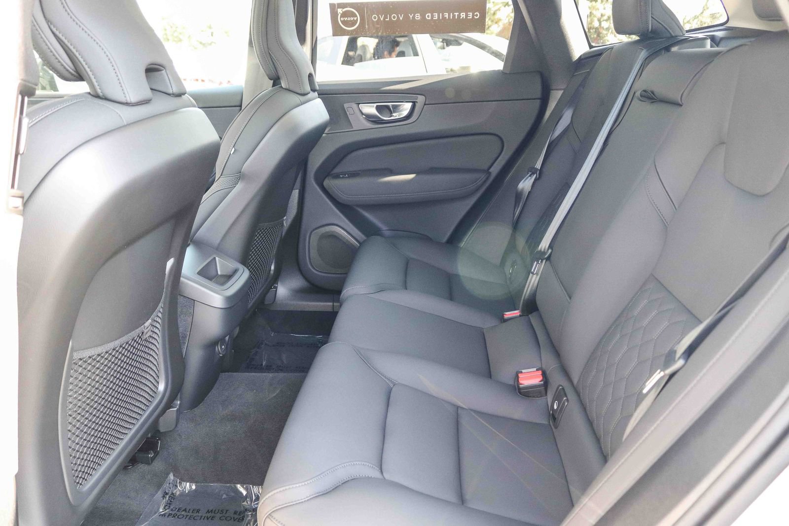 Certified 2026 Volvo XC60 B5 Core AWD/4WD image 18