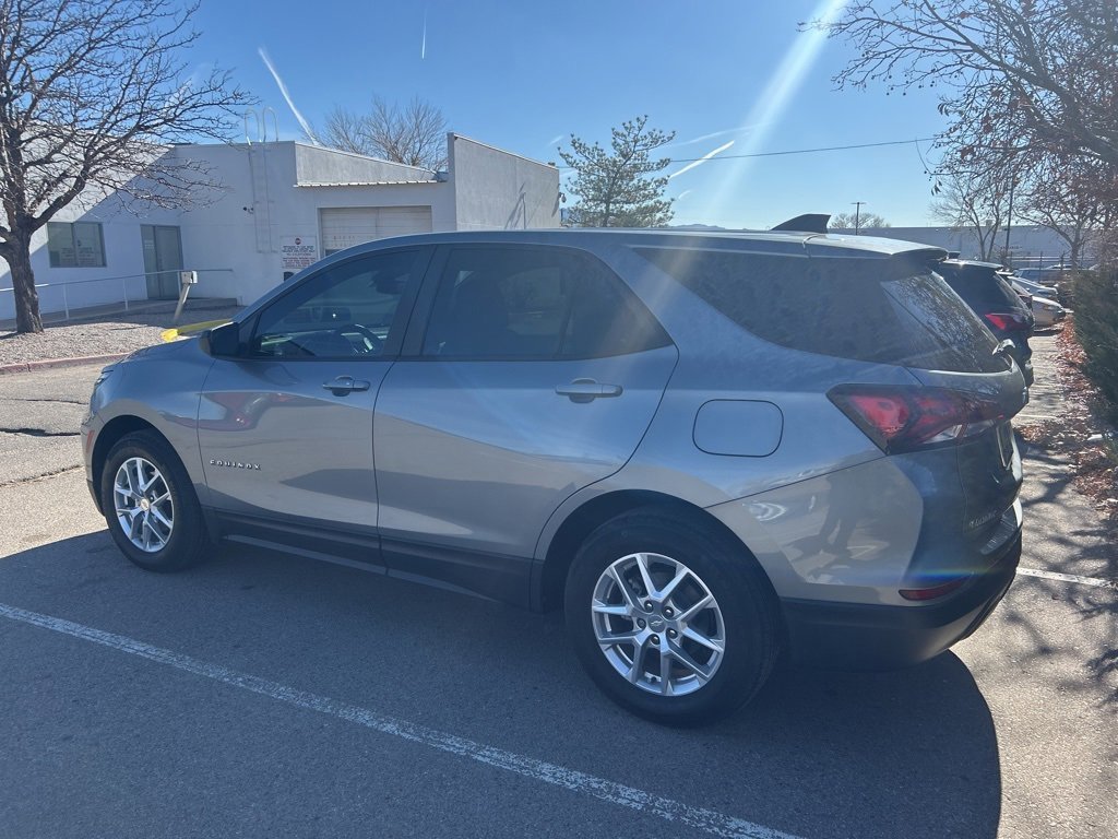 Used 2023 Chevrolet Equinox LS image 5