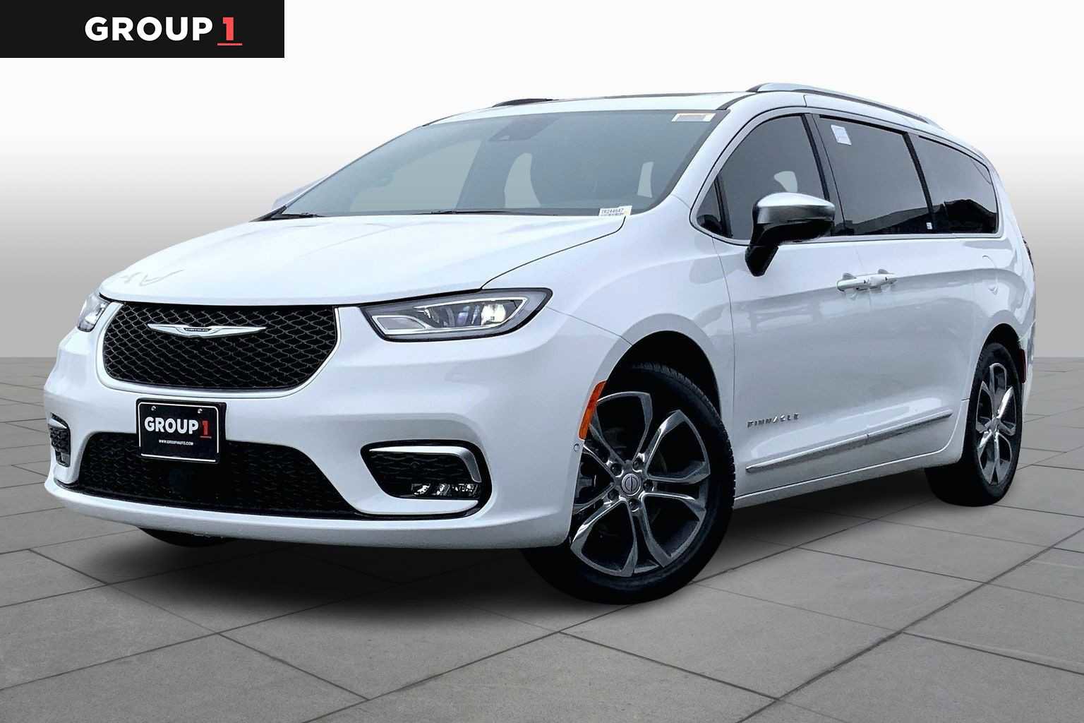 New 2026 Chrysler Pacifica Pinnacle FWD video 1