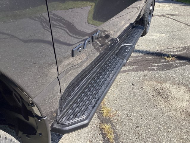 New 2026 RAM 1500 Express AWD/4WD image 16