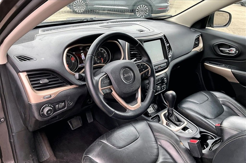 Used 2018 Jeep Cherokee Limited image 13