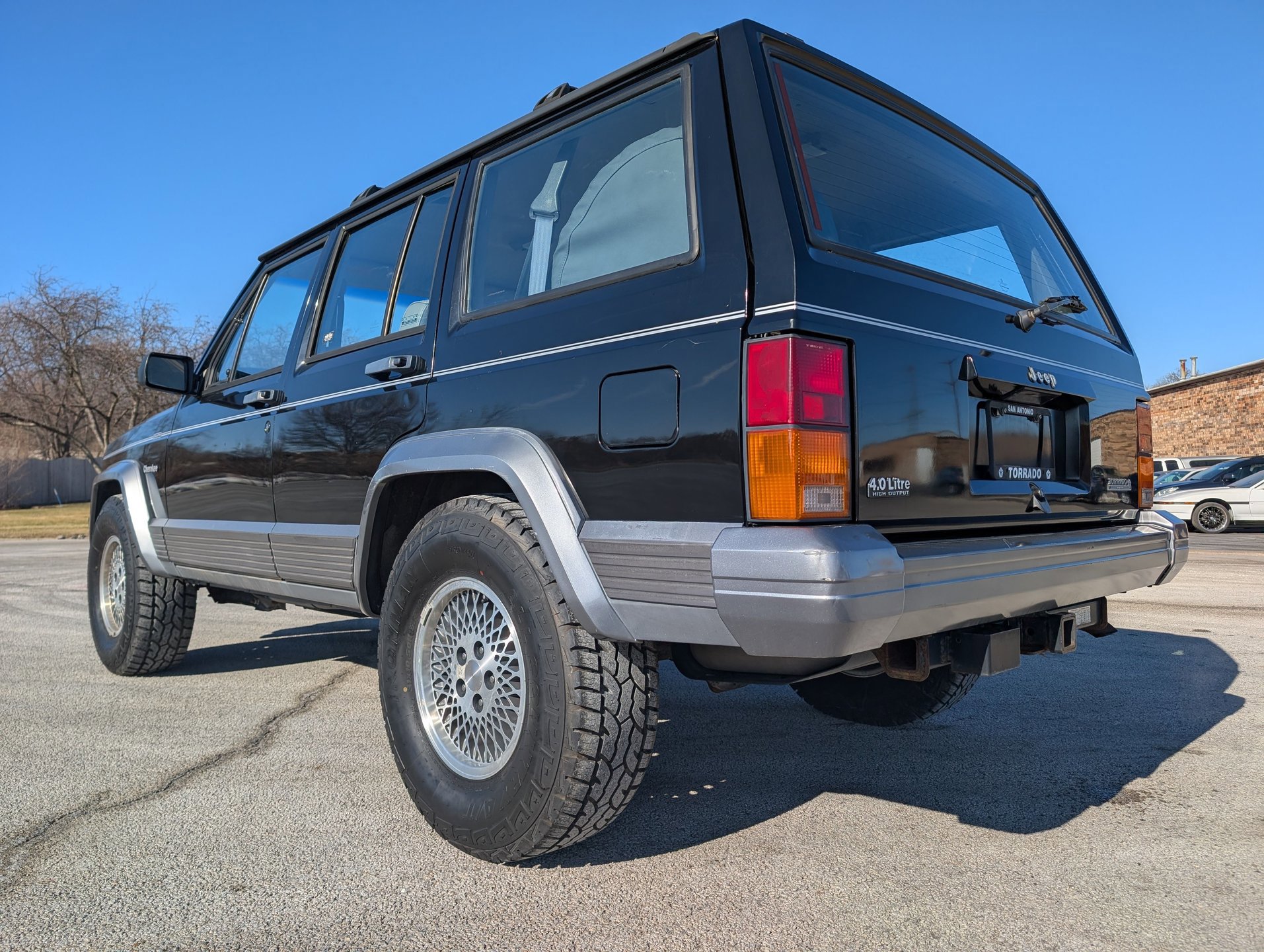 Used 1993 Jeep Cherokee Country image 32