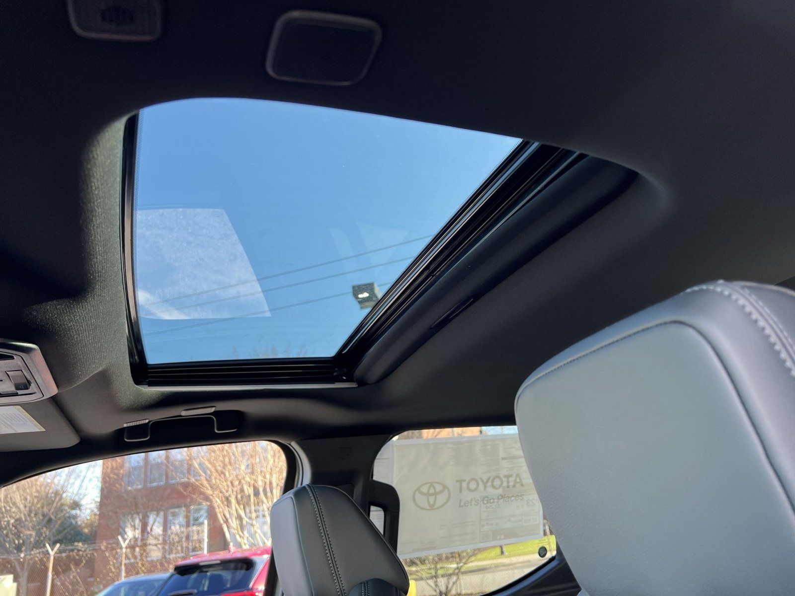 New 2026 Toyota Tacoma TRD Off-Road w/ TRD Off Road Premium Package image 18