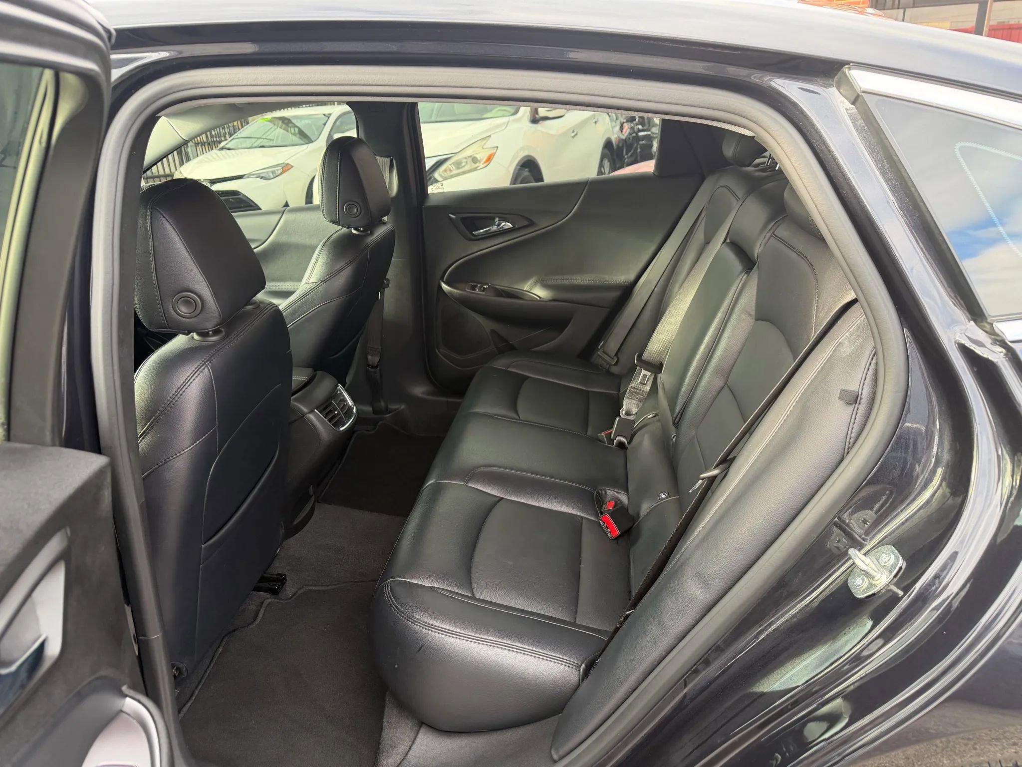 Used 2023 Chevrolet Malibu LT w/ Driver Confidence Package image 9