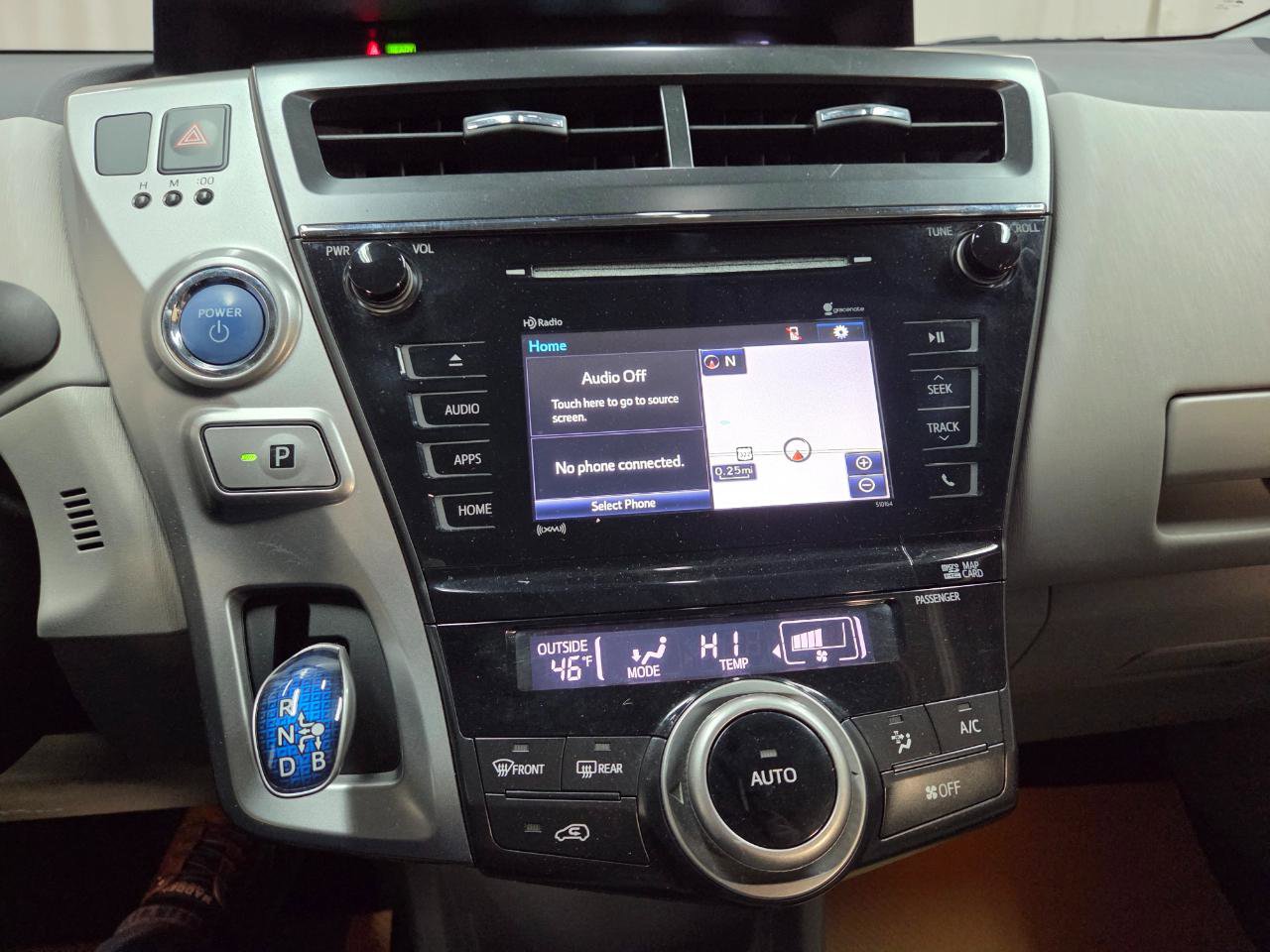 Used 2017 Toyota Prius V Three image 21