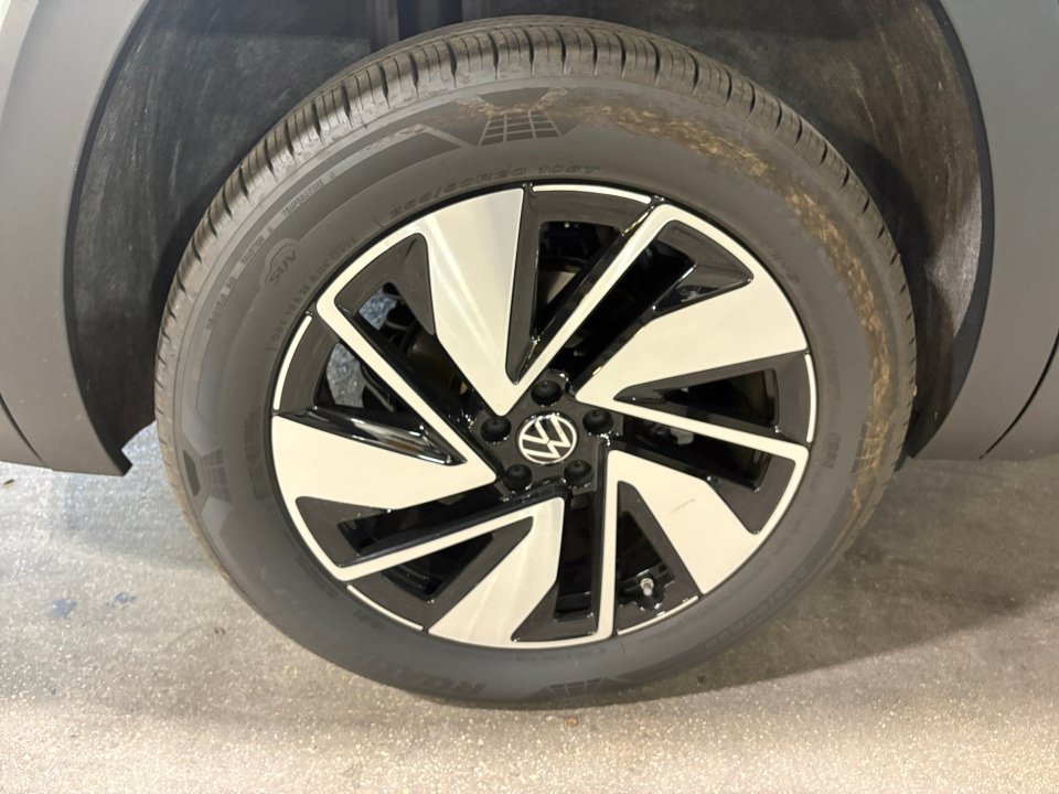 Certified 2026 Volkswagen Atlas SEL AWD/4WD image 23