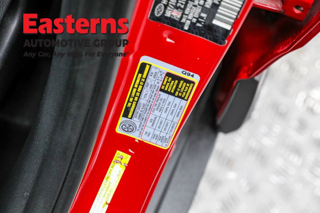 Used 2022 Hyundai Venue SEL image 33