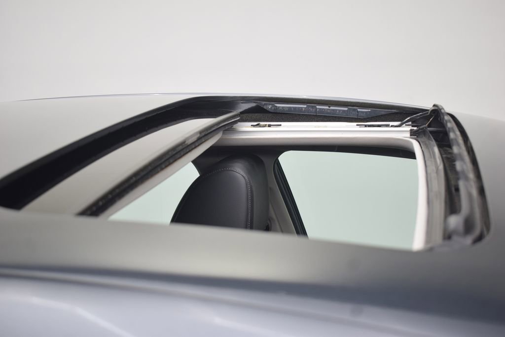 Used 2024 Honda Civic EX-L image 15