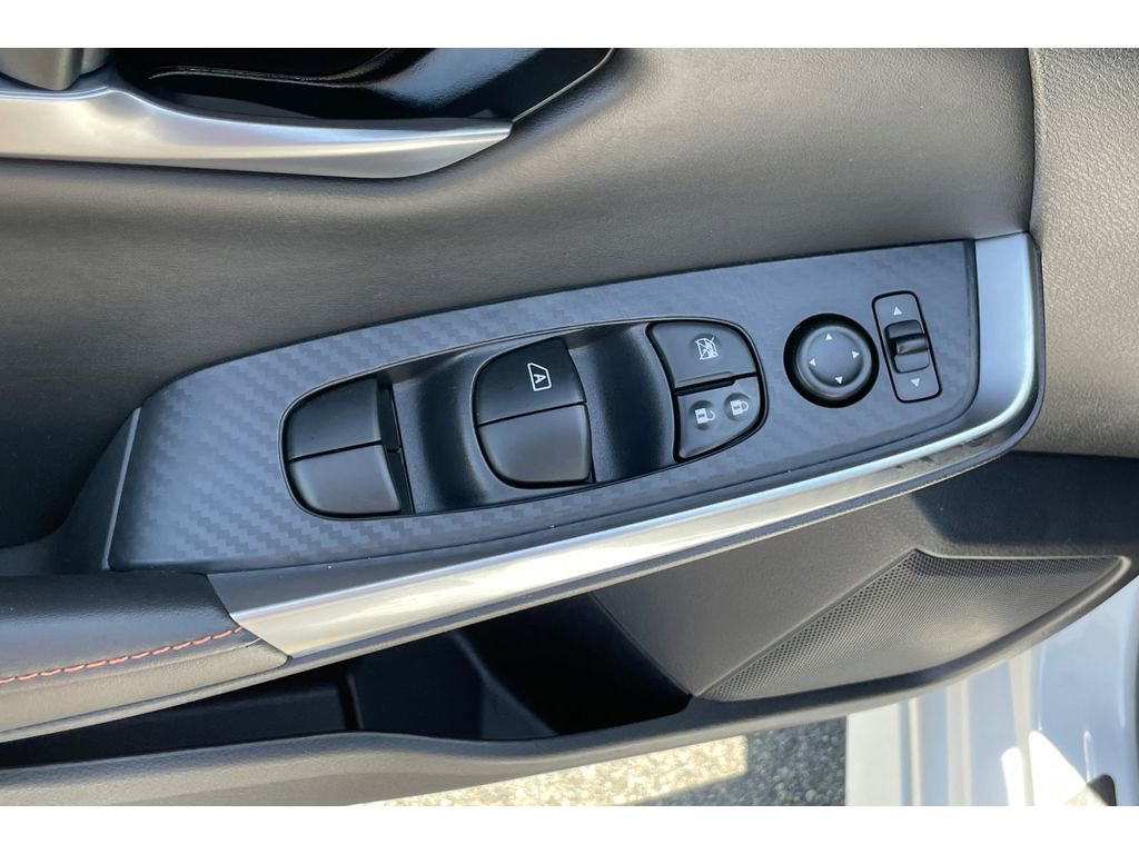 Used 2022 Nissan Sentra SR FWD image 11