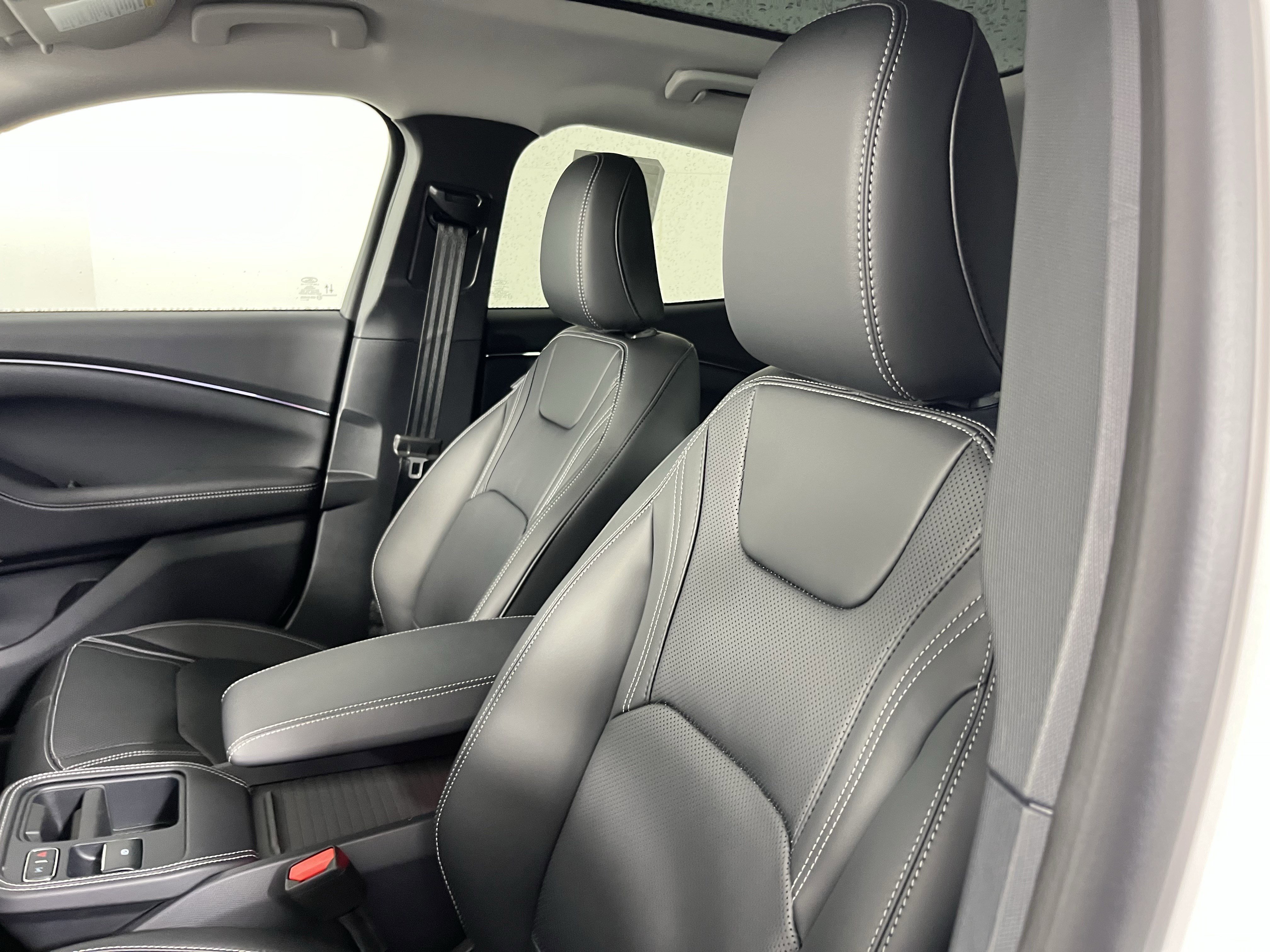 New 2025 Ford Mustang Mach-E Premium image 16