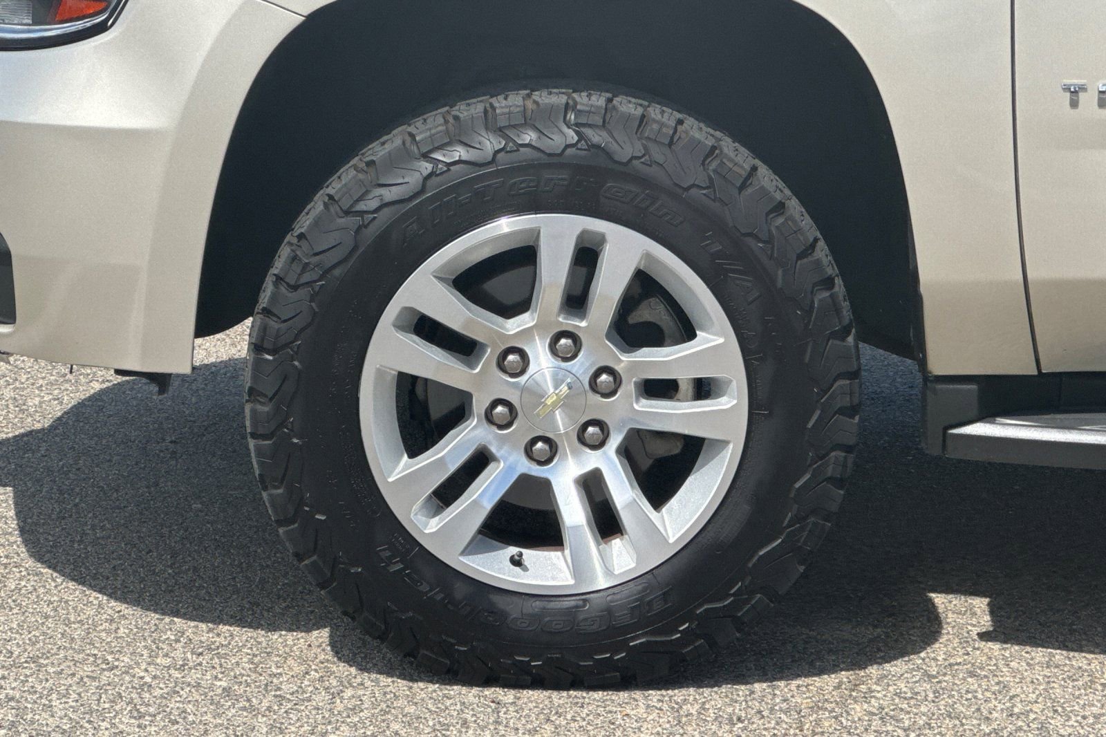 Used 2017 Chevrolet Tahoe LT image 25