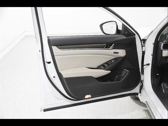 Used 2022 Honda Accord EX-L image 4