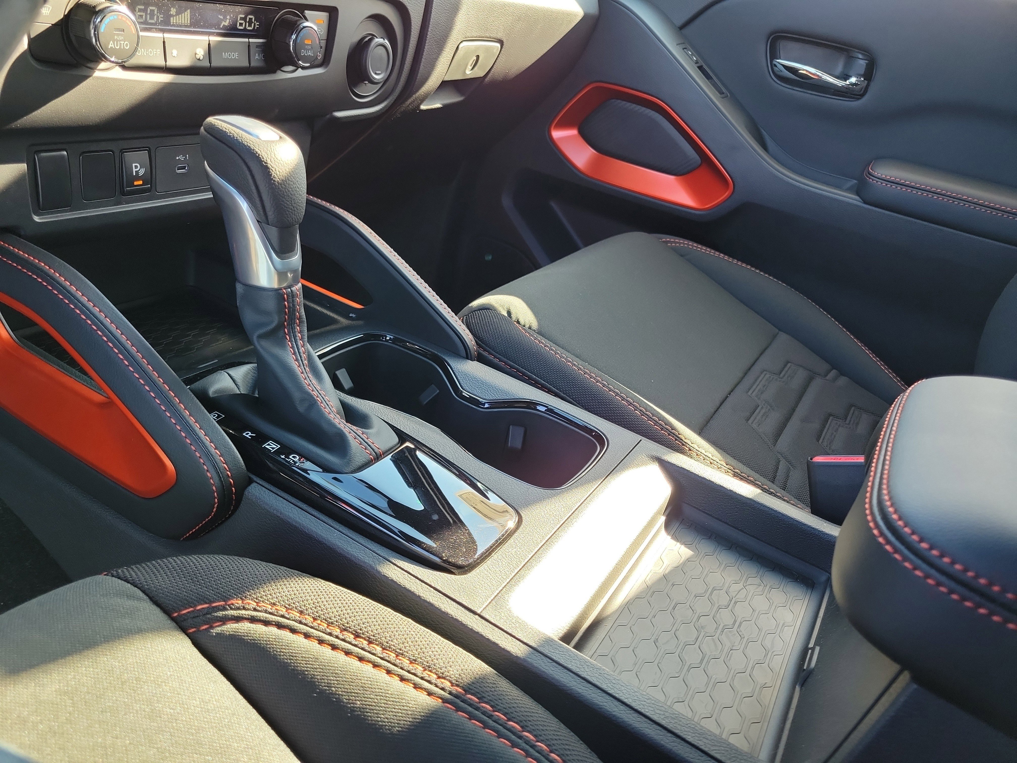 New 2025 Nissan Frontier PRO-4X w/ Interior Protection Package image 29