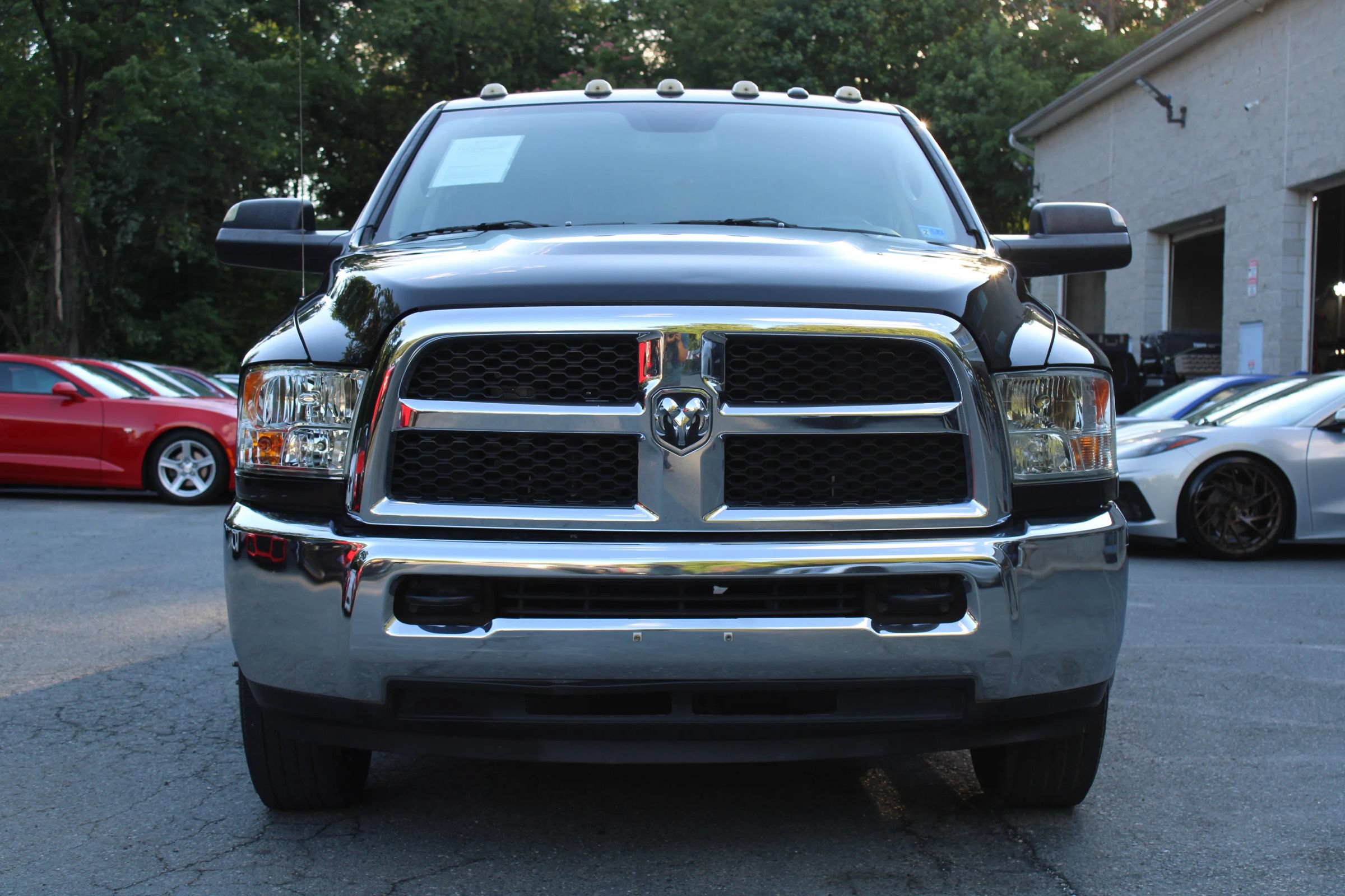 Used 2016 RAM 3500 Tradesman w/ Chrome Appearance Group RWD image 3