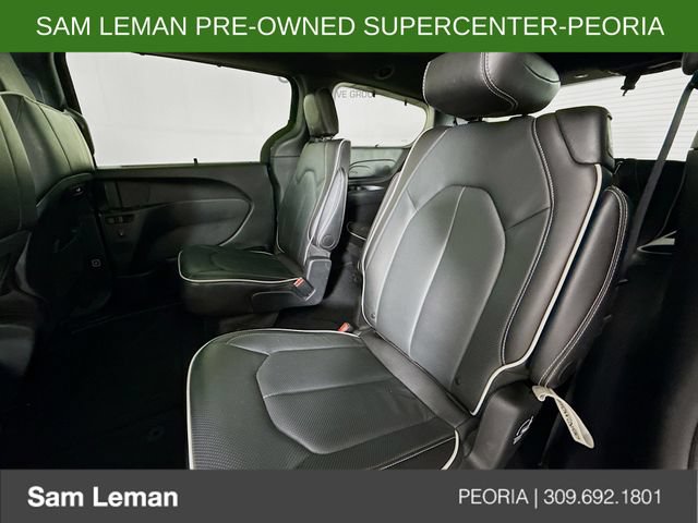 Used 2025 Chrysler Pacifica Limited FWD image 24