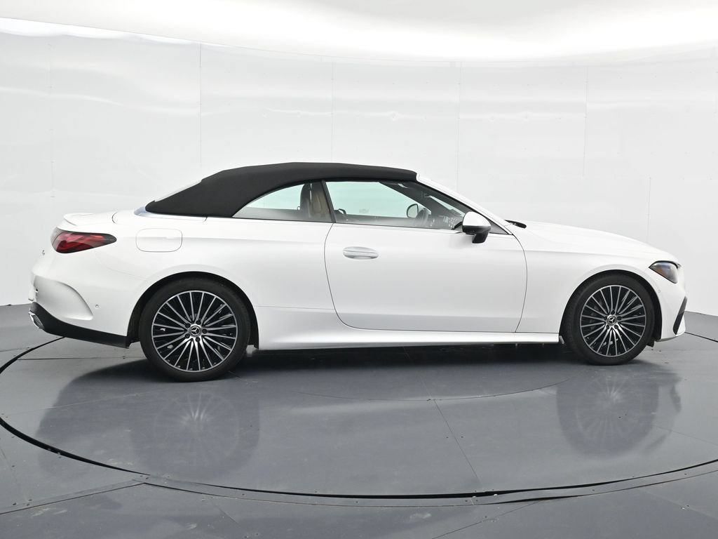 Used 2024 Mercedes-Benz CLE 300 4MATIC Cabriolet image 8
