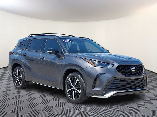 Used 2022 Toyota Highlander XSE