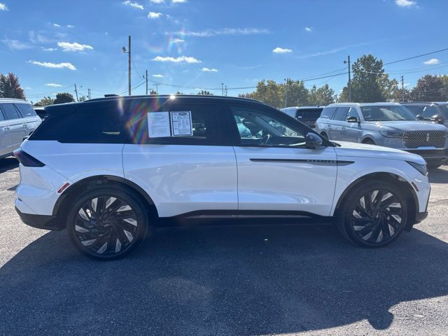 New 2026 Lincoln Nautilus Reserve w/ Jet Appearance Package AWD/4WD image 6