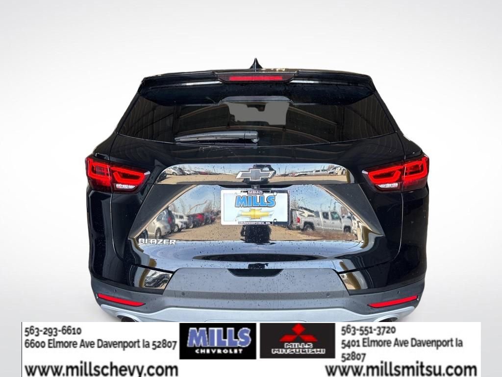 Used 2024 Chevrolet Blazer LT w/ Driver Confidence Package image 6