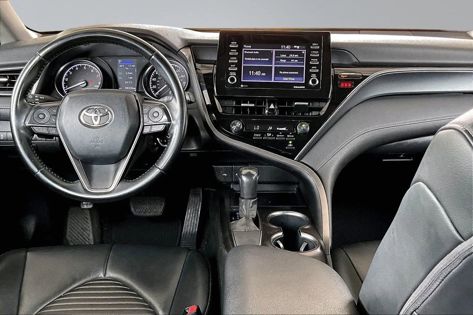 Used 2021 Toyota Camry SE FWD image 7