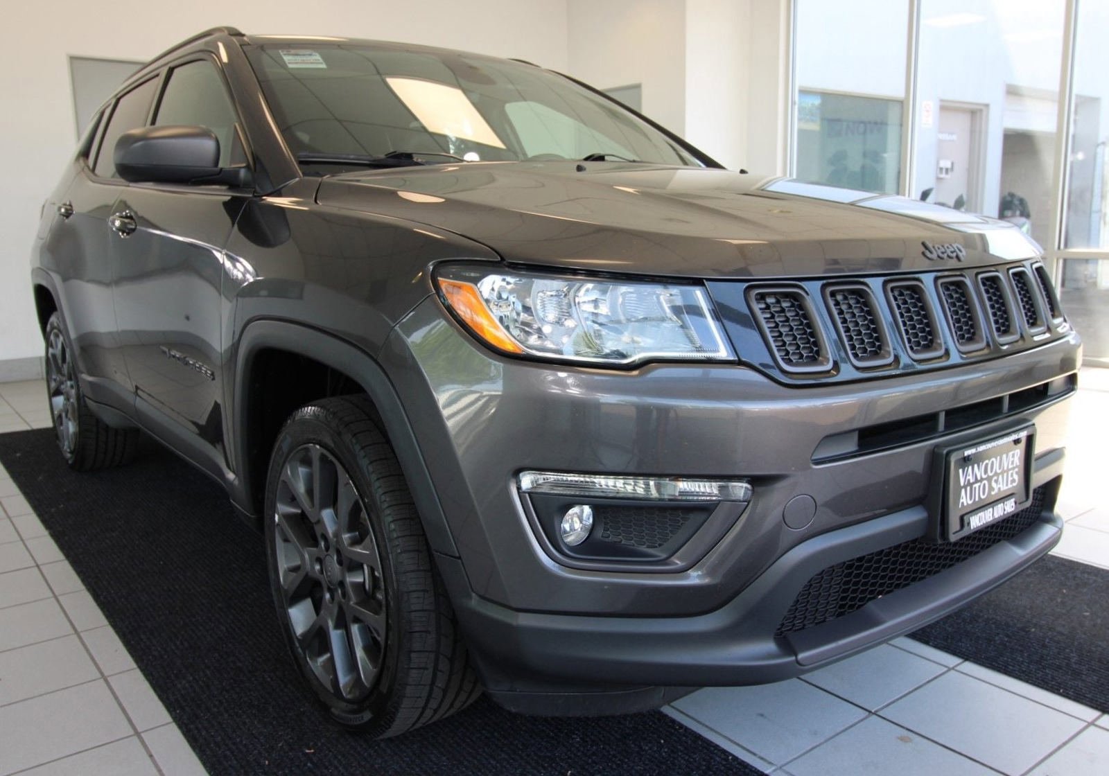 Used 2021 Jeep Compass 80th Special Edition w/ Sun and Sound Group AWD/4WD image 8