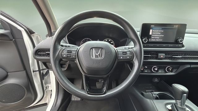 Used 2023 Honda HR-V LX image 11