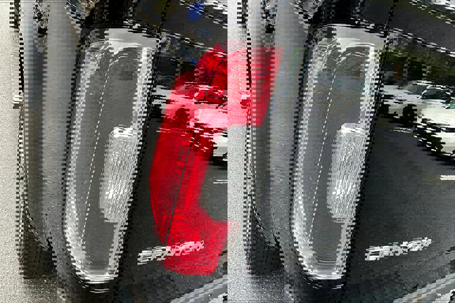 Used 2019 GMC Canyon Denali image 28