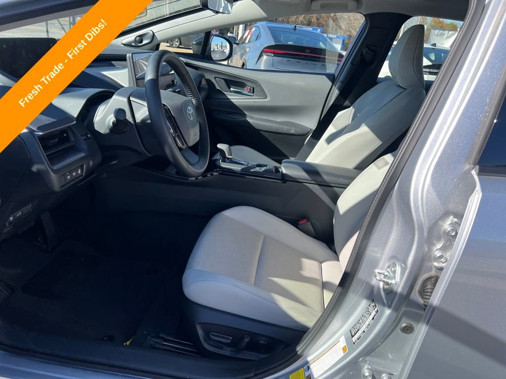 Used 2024 Toyota Prius Limited image 11