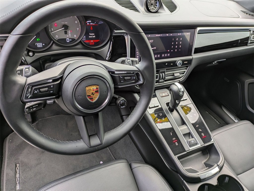 Used 2022 Porsche Macan S image 15