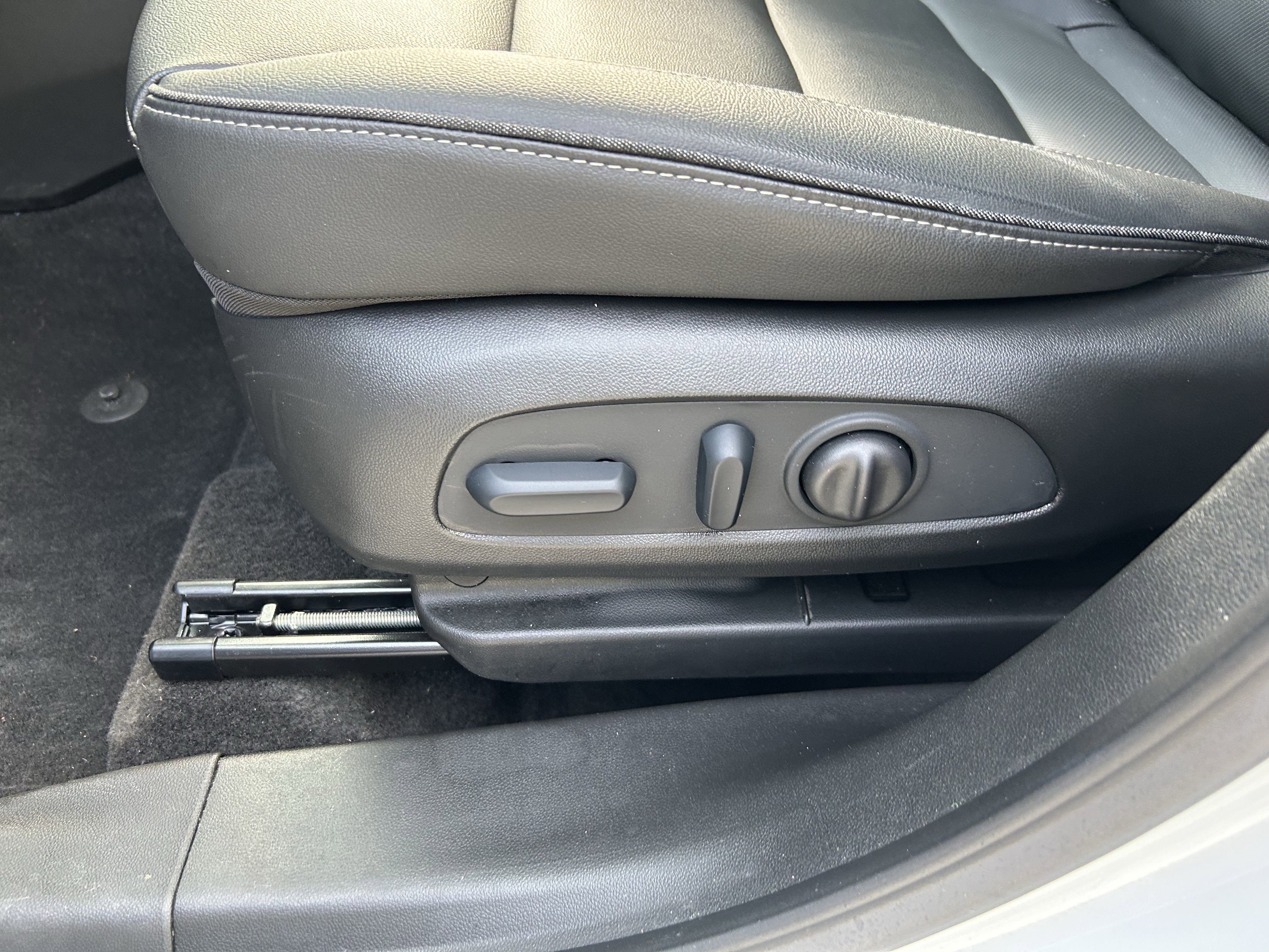 Used 2023 Chevrolet TrailBlazer ACTIV w/ Sun and Liftgate Package image 21