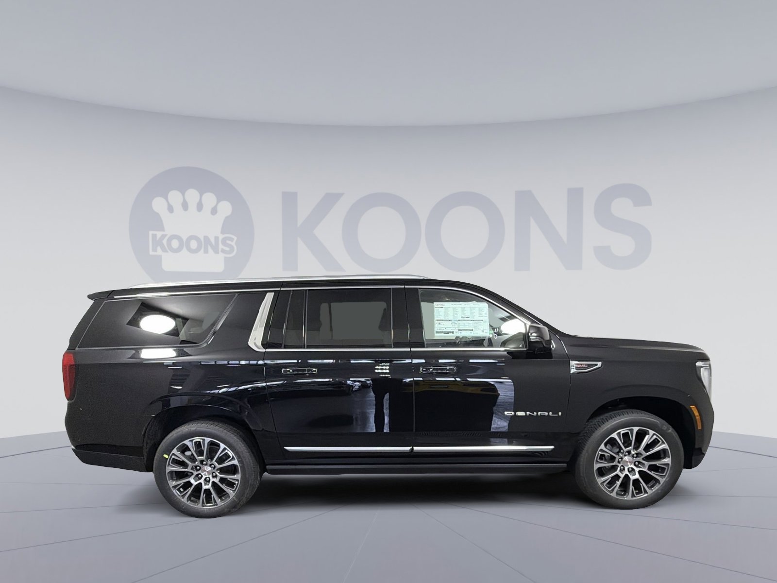 New 2026 GMC Yukon XL Denali w/ Denali Reserve Package image 8