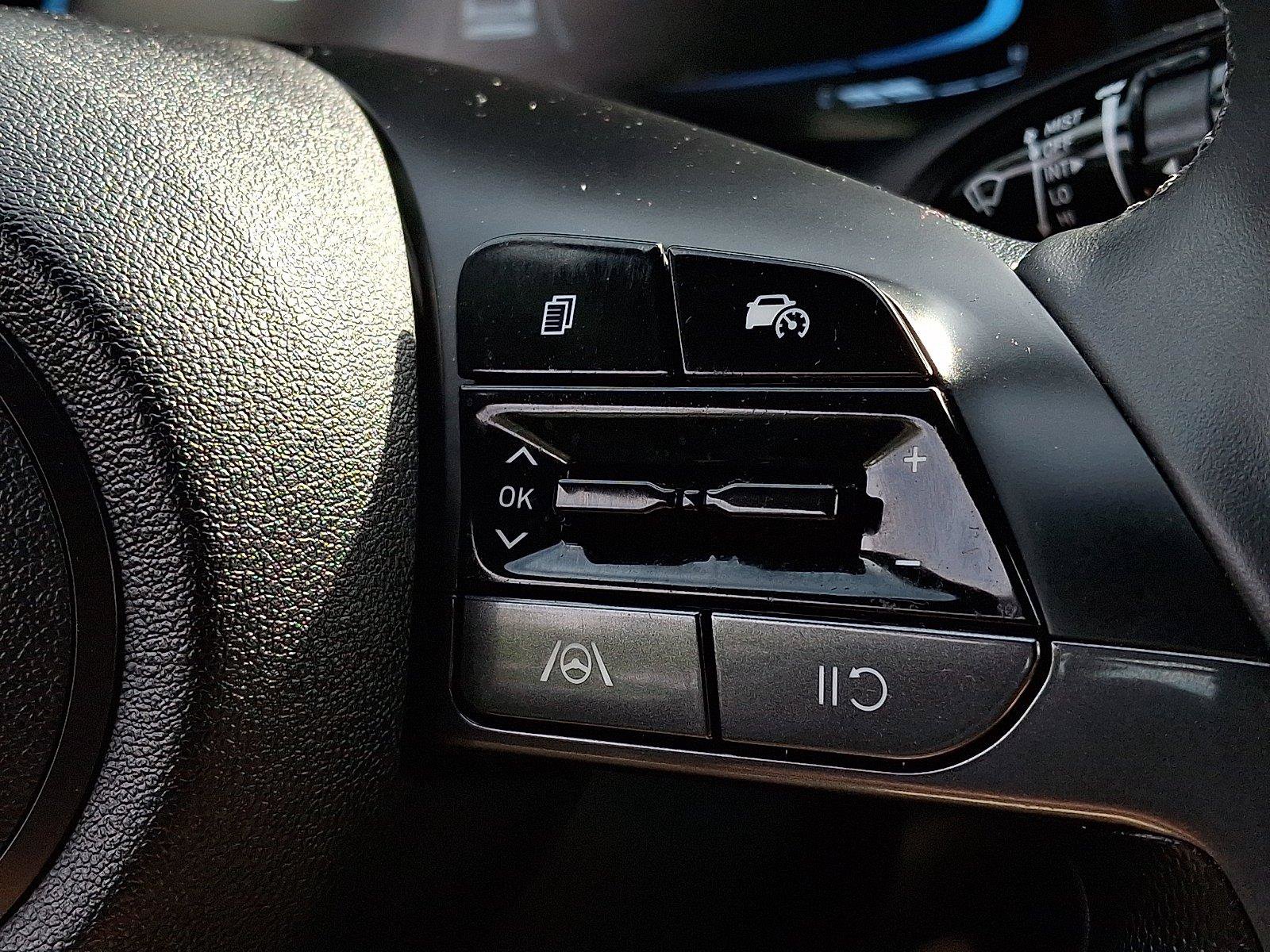 Used 2025 Hyundai Elantra Sport FWD image 24
