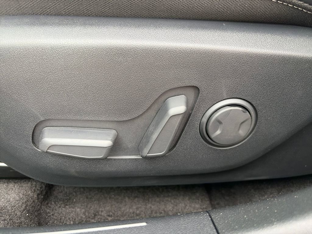 New 2026 Kia K4 GT-Line FWD image 17