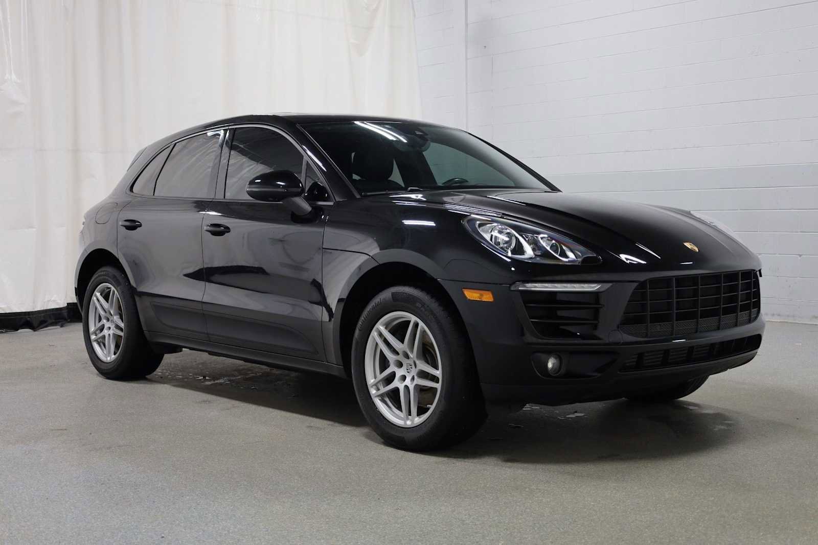 Used 2018 Porsche Macan image 13