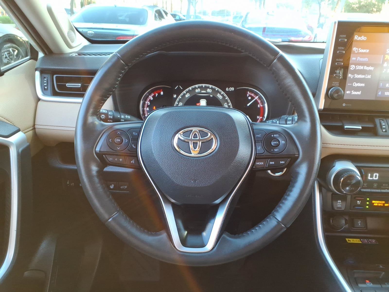 Certified 2022 Toyota RAV4 Limited AWD/4WD image 12