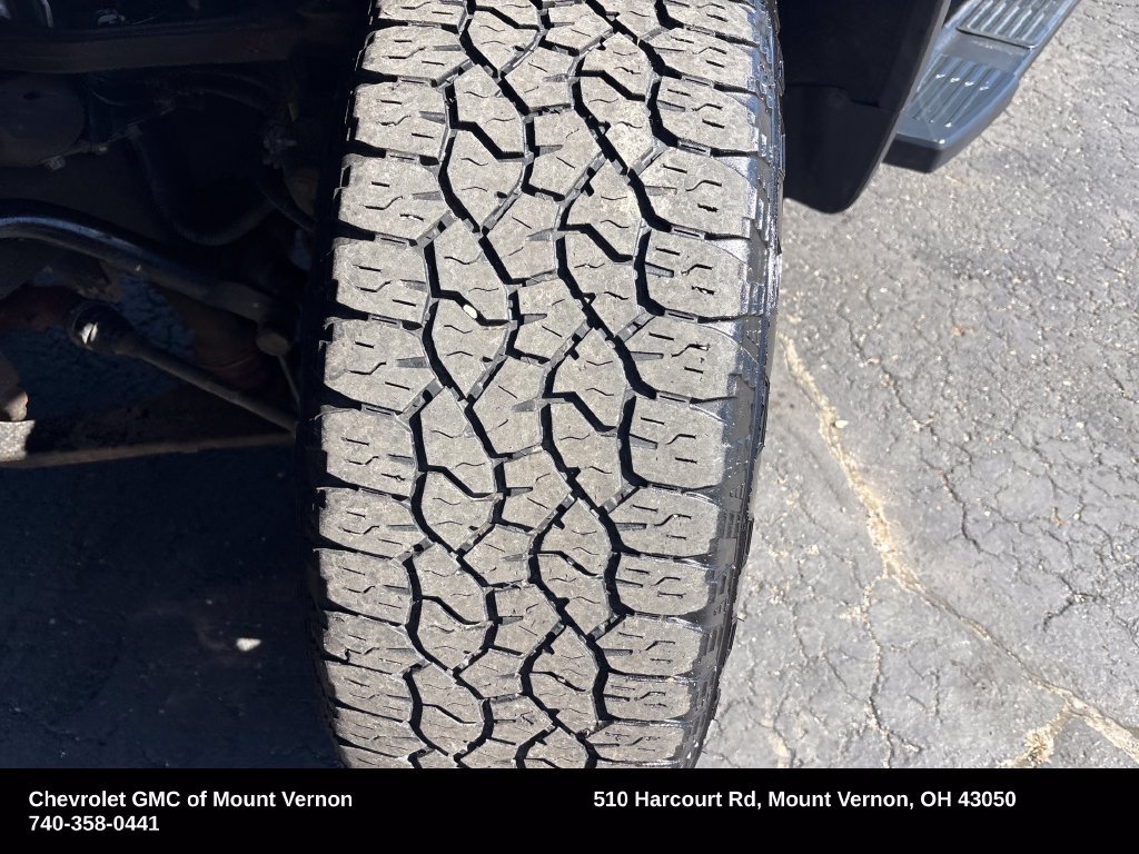 Used 2024 Chevrolet Silverado 2500 Custom AWD/4WD image 28