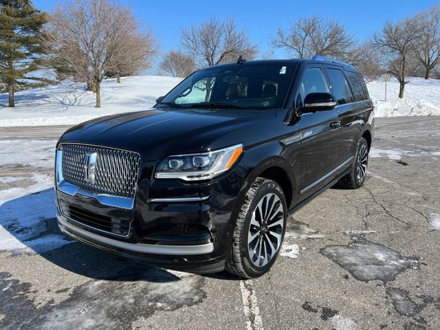 Used 2024 Lincoln Navigator Reserve image 5
