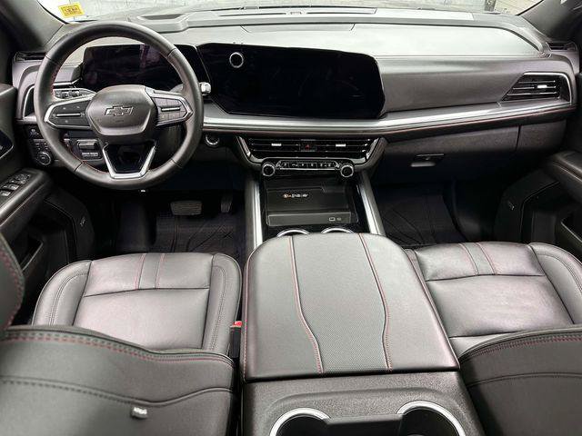 Used 2026 Chevrolet Suburban RST w/ Comfort Package AWD/4WD image 17