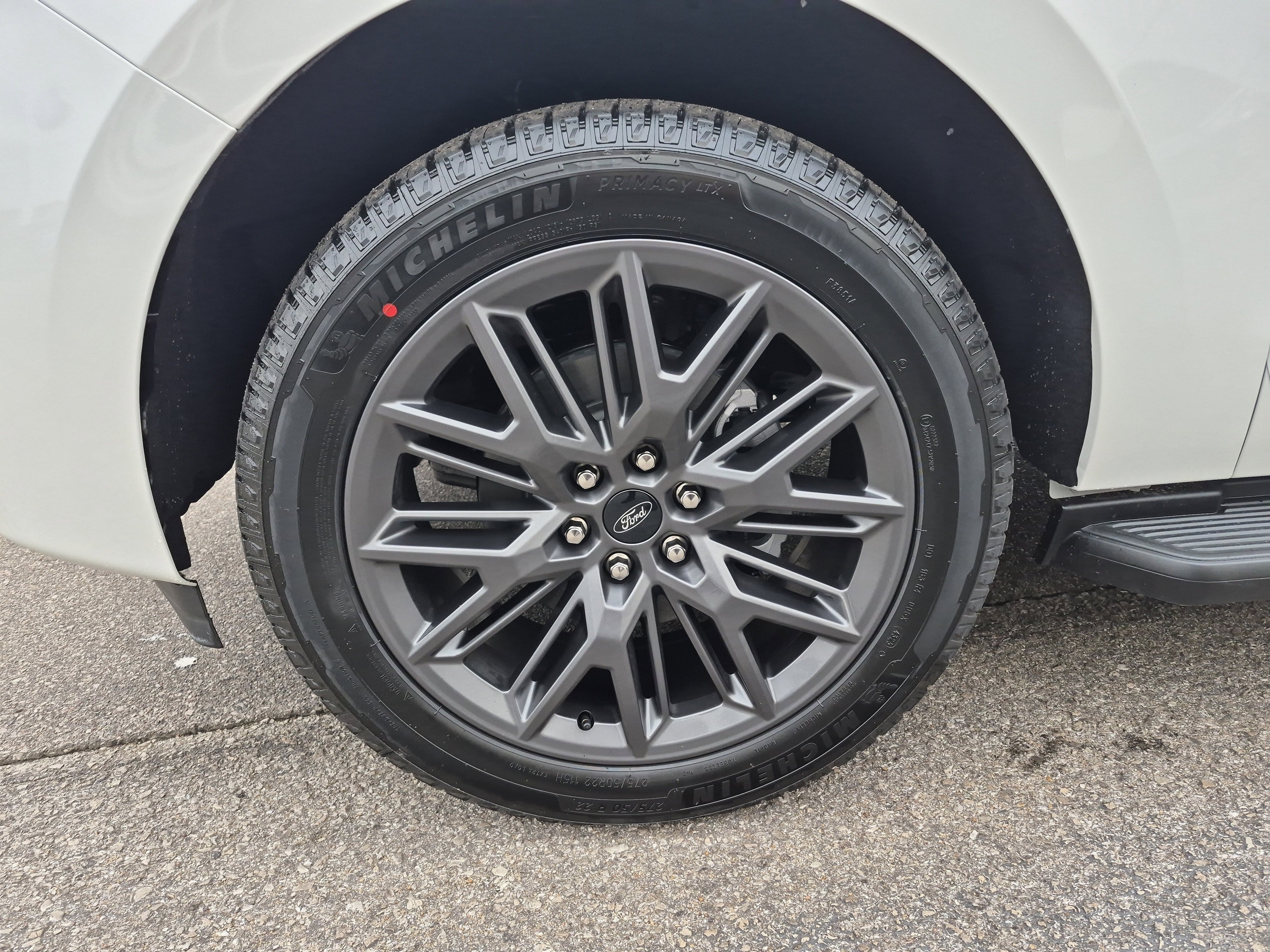 New 2026 Ford Expedition Platinum w/ Stealth Appearance Package image 8