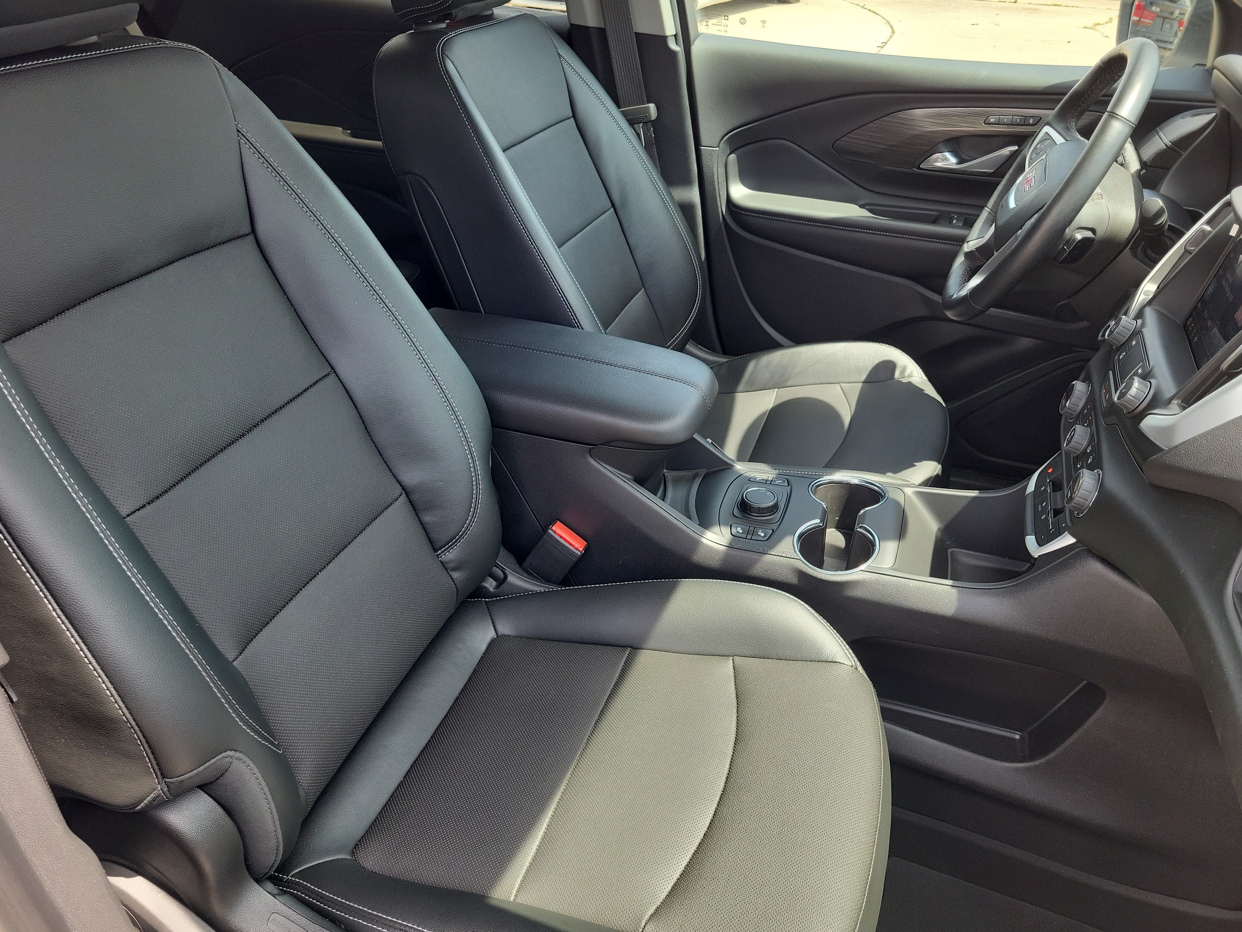 Used 2023 GMC Terrain SLT FWD image 9