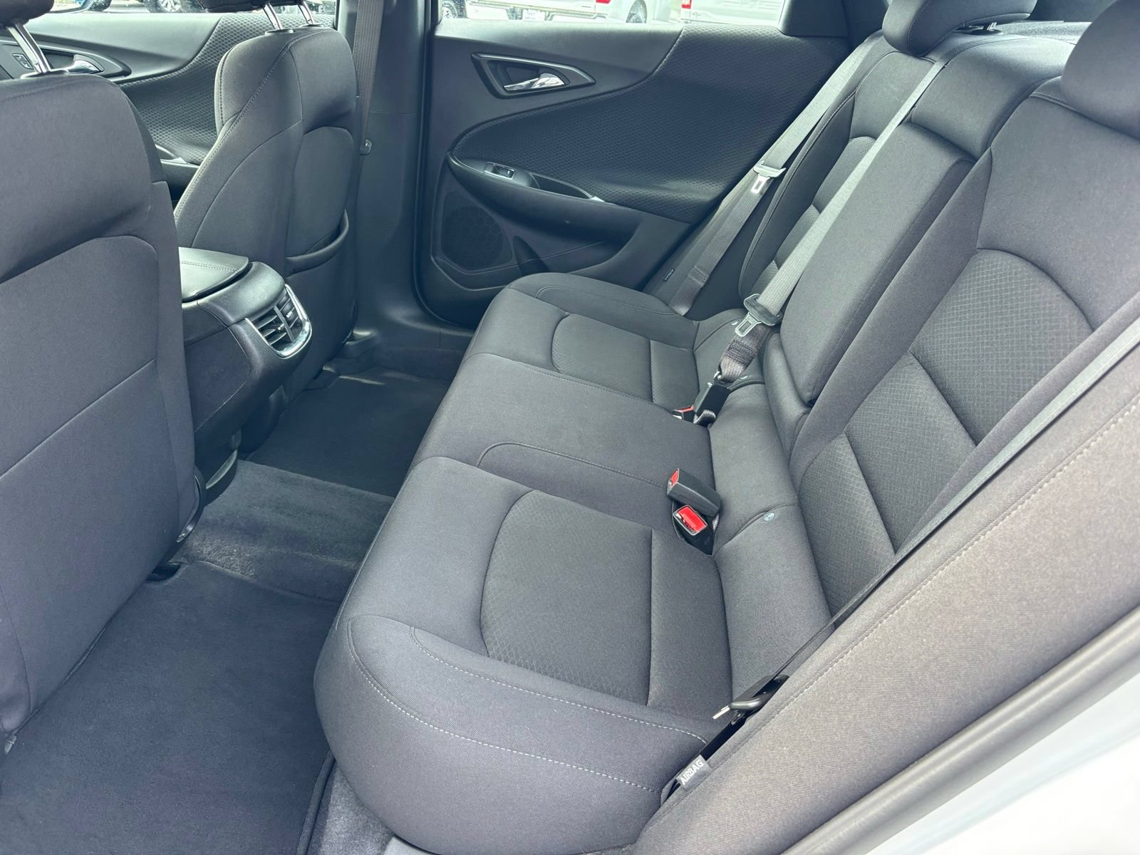 Used 2023 Chevrolet Malibu LT FWD image 16